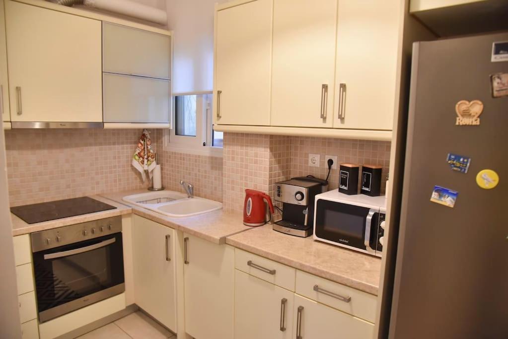 Tiny Treasure Apartment Афіни Екстер'єр фото