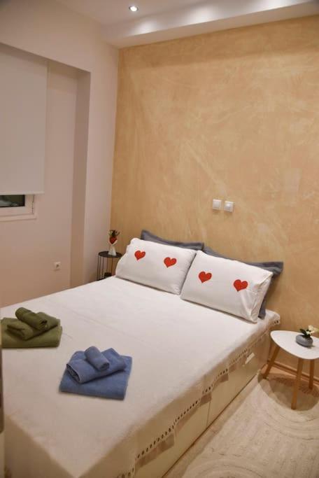 Tiny Treasure Apartment Афіни Екстер'єр фото