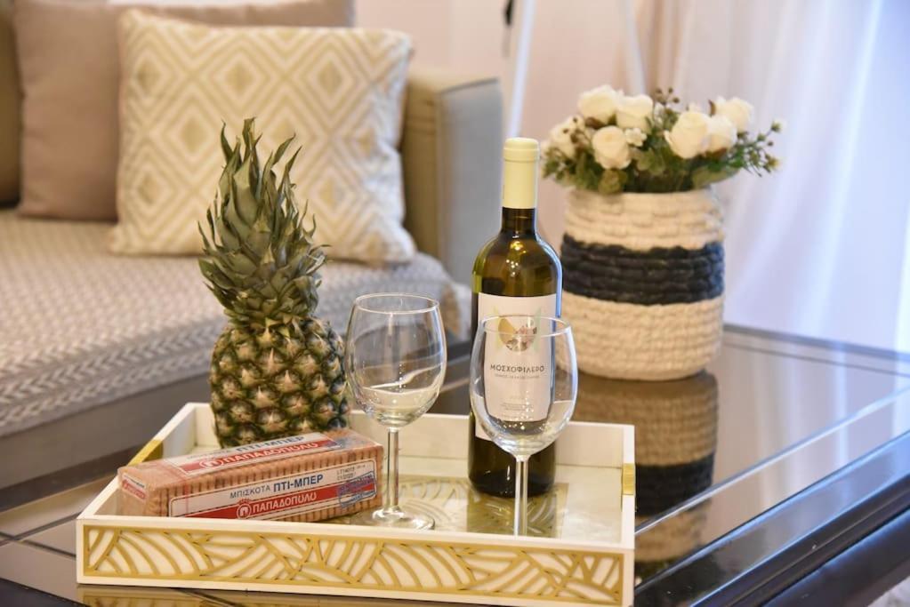 Tiny Treasure Apartment Афіни Екстер'єр фото
